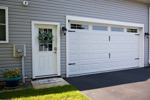 24/7 Emergency Garage Door Roller Replacement experts in Enlow, PA